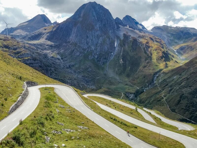 Winding mountain pass