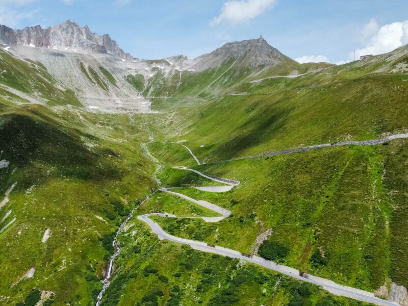 Winding mountain pass