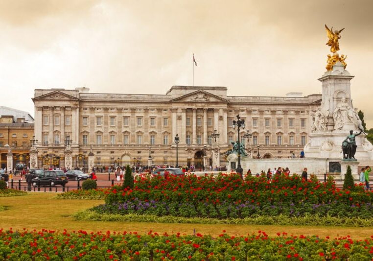 Buckingham Palace Buckingham Palace taken from the front of the Queen Victoria memorial. The gardens are in flower.